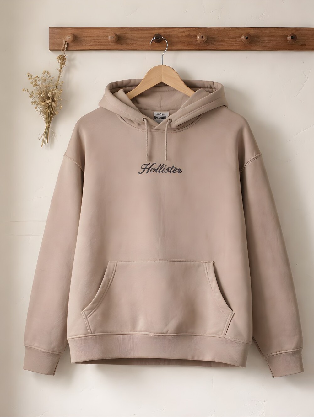 Hollister Men's Pullover Hoodie in Dusty Beige M